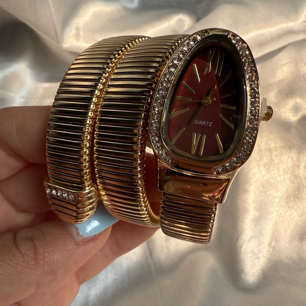 Serpenti serpent Gold and wine red Women's  Watch - Picture 4 of 8